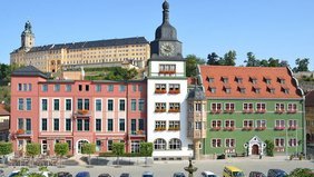 Das Rudolstädter Rathaus am Markt 7.