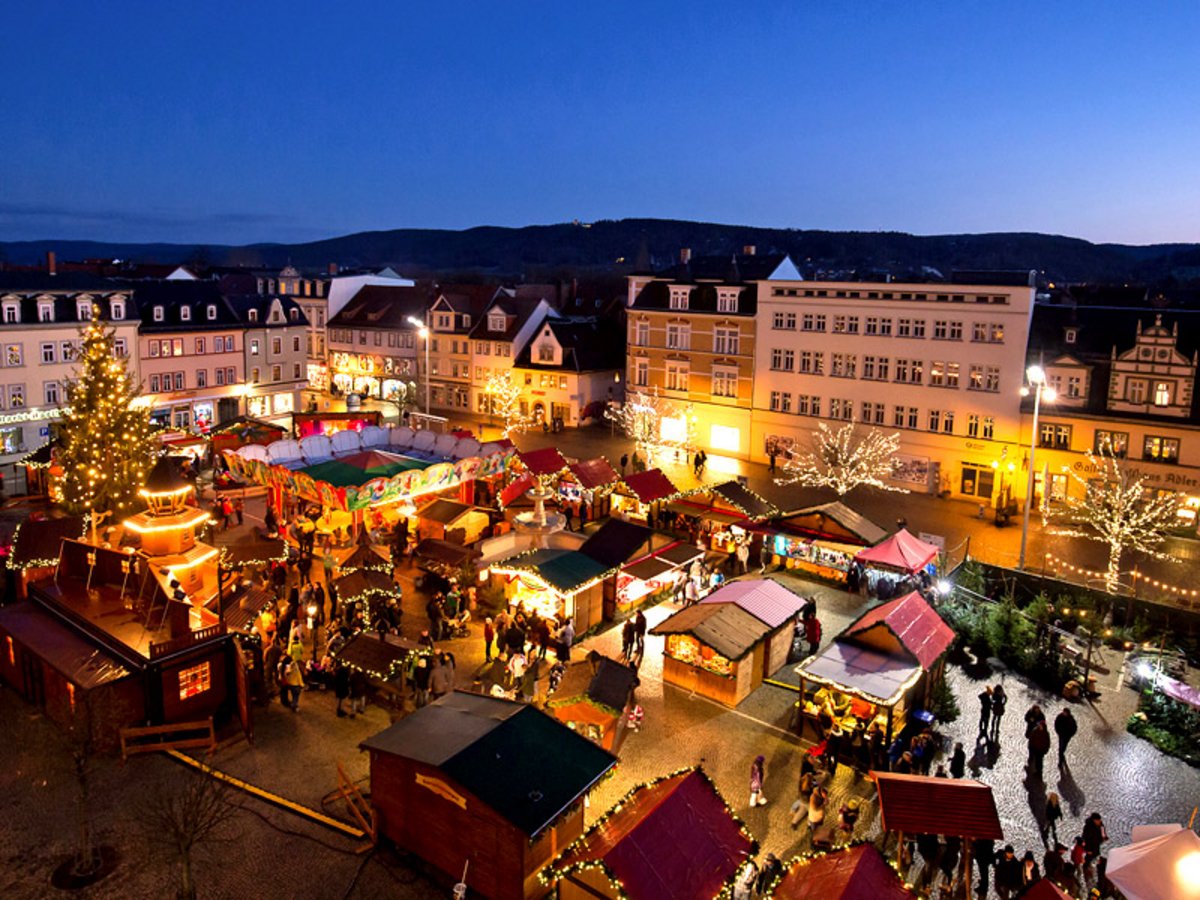 "Schillers Weihnacht" vom 26. November bis 26. Dezember auf dem Markt in Rudolstadt.